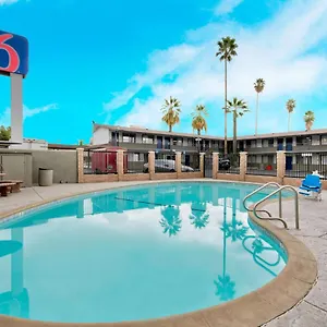Hotel 6 San Bernardino, Ca **